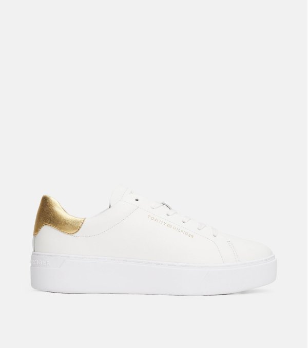 Deportivo Tommy Hilfiger...